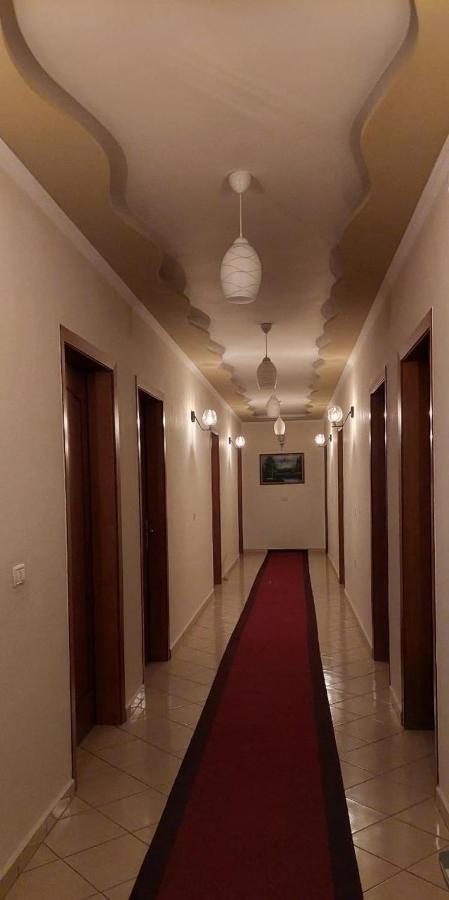 Piskupat Hotel Vila Toska מראה חיצוני תמונה