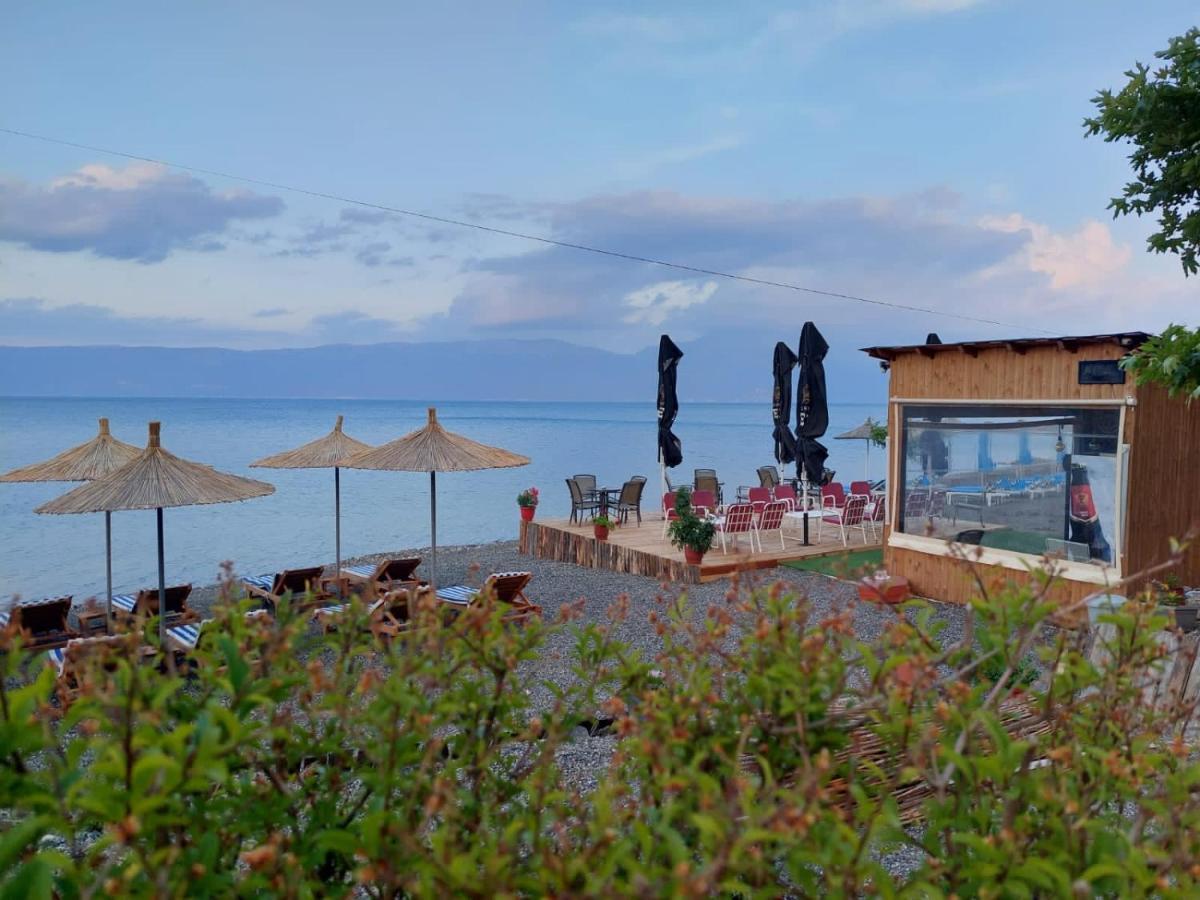 Piskupat Hotel Vila Toska מראה חיצוני תמונה