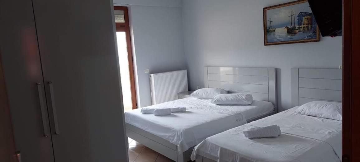 Piskupat Hotel Vila Toska מראה חיצוני תמונה