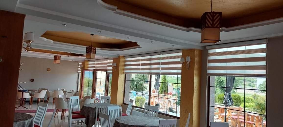 Piskupat Hotel Vila Toska מראה חיצוני תמונה
