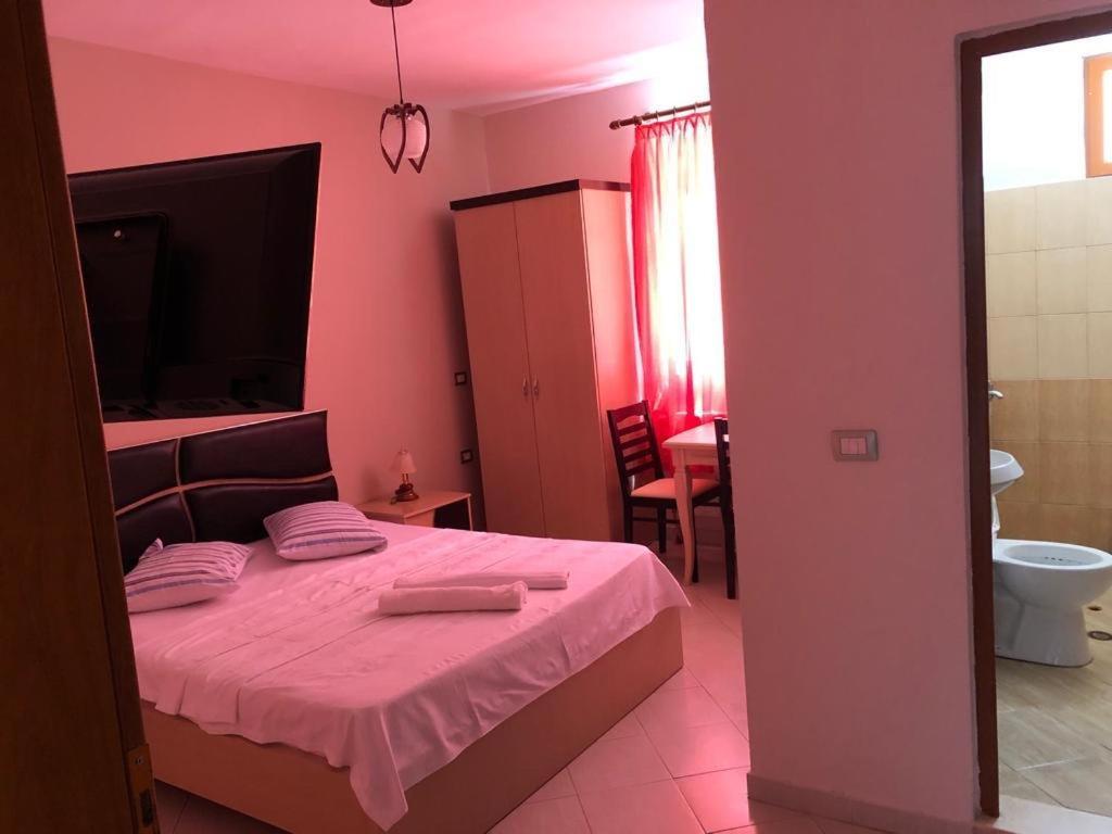 Piskupat Hotel Vila Toska מראה חיצוני תמונה