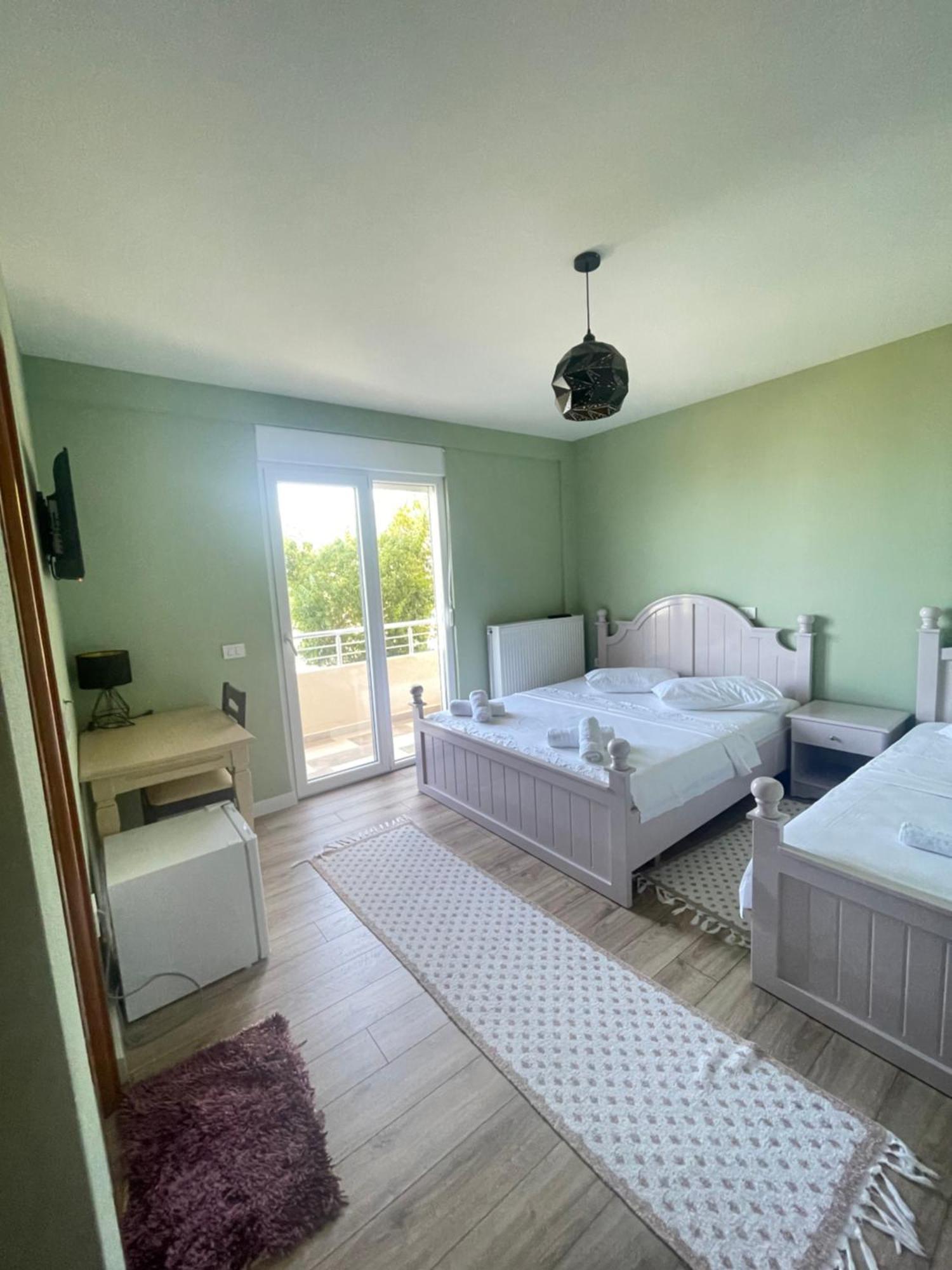 Piskupat Hotel Vila Toska מראה חיצוני תמונה