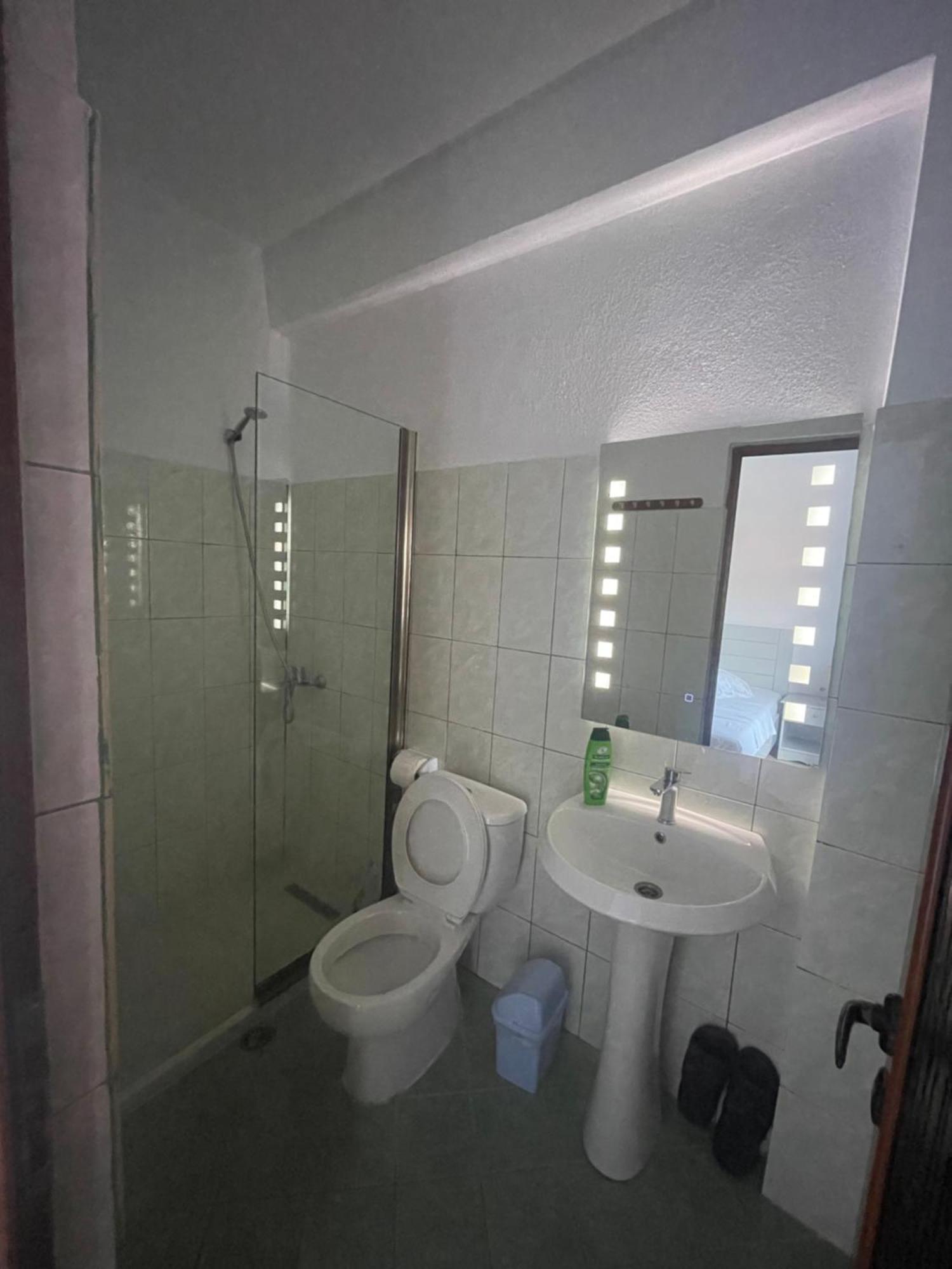Piskupat Hotel Vila Toska מראה חיצוני תמונה